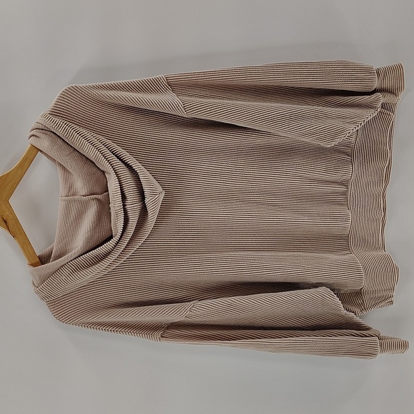 Fantastic Fawn Hoodie Size Small Oversized Beige Ribbed Hooded Front Pocket - Picture 5 of 5